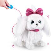 عروسک سگ پولیشی تعاملی Paw Paw The Walking Puppy با قابلیت راه رفتن و پارس کردن در فروشگاه ال آی تویز